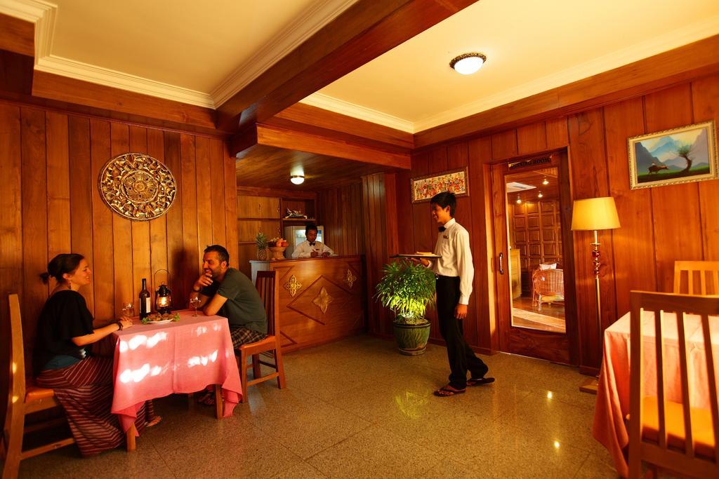The Hotel Emperor Mandalaj Kültér fotó