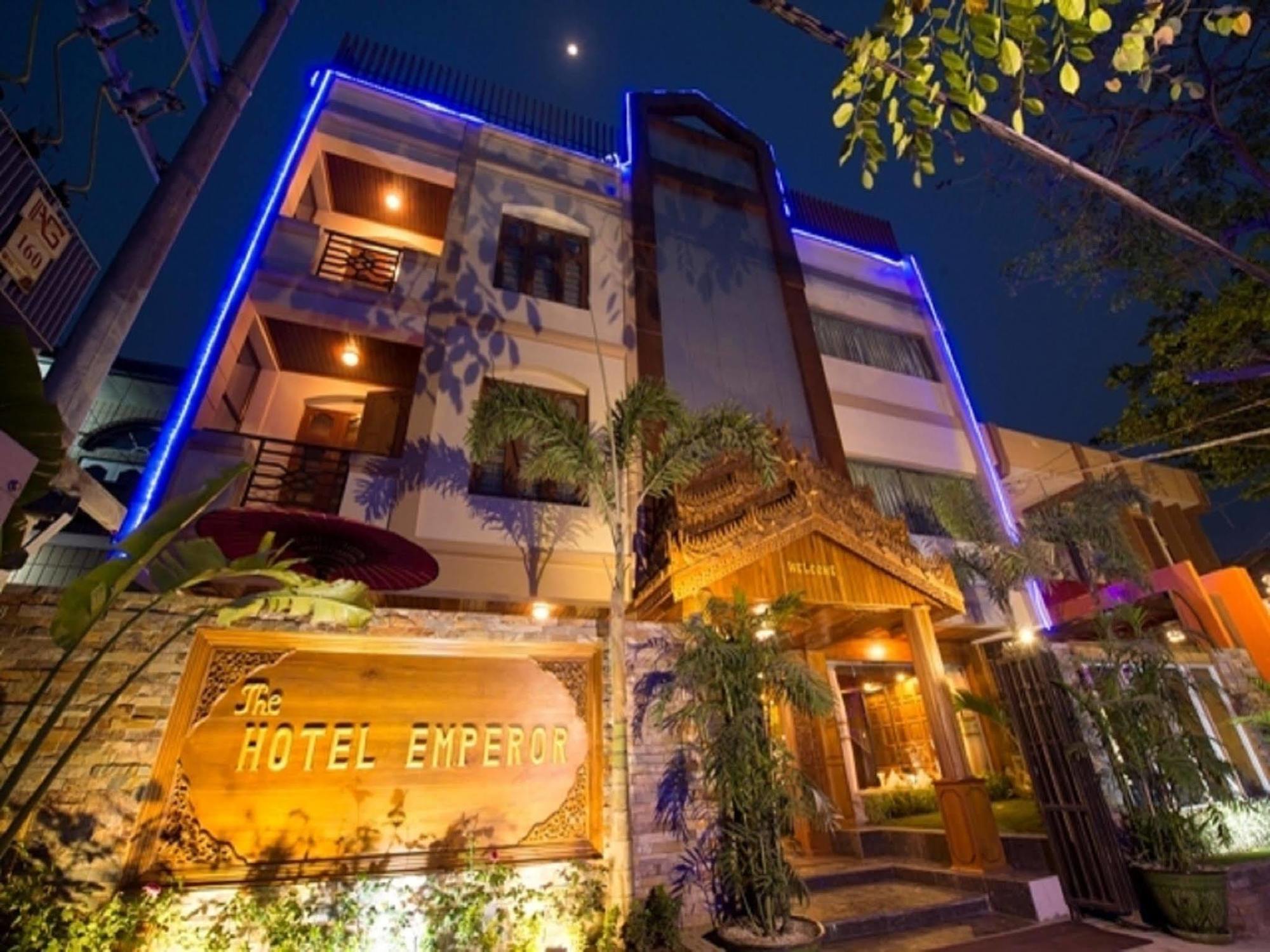 The Hotel Emperor Mandalaj Kültér fotó